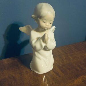 Lladro Porcelain Praying Angel Figurine
